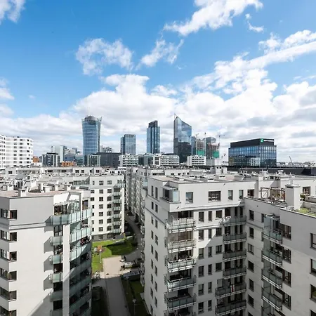 Rondo Daszynskiego 10th Floor *